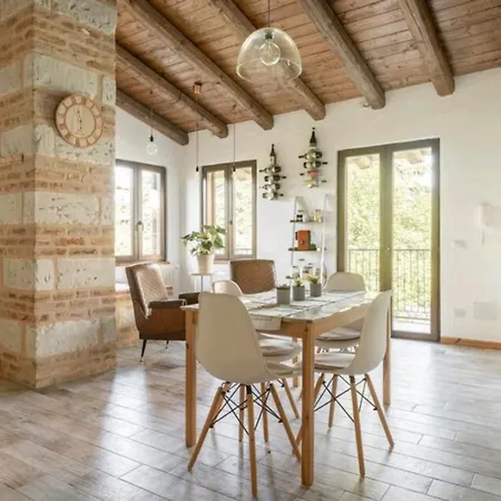 Nyaraló Monferrato *